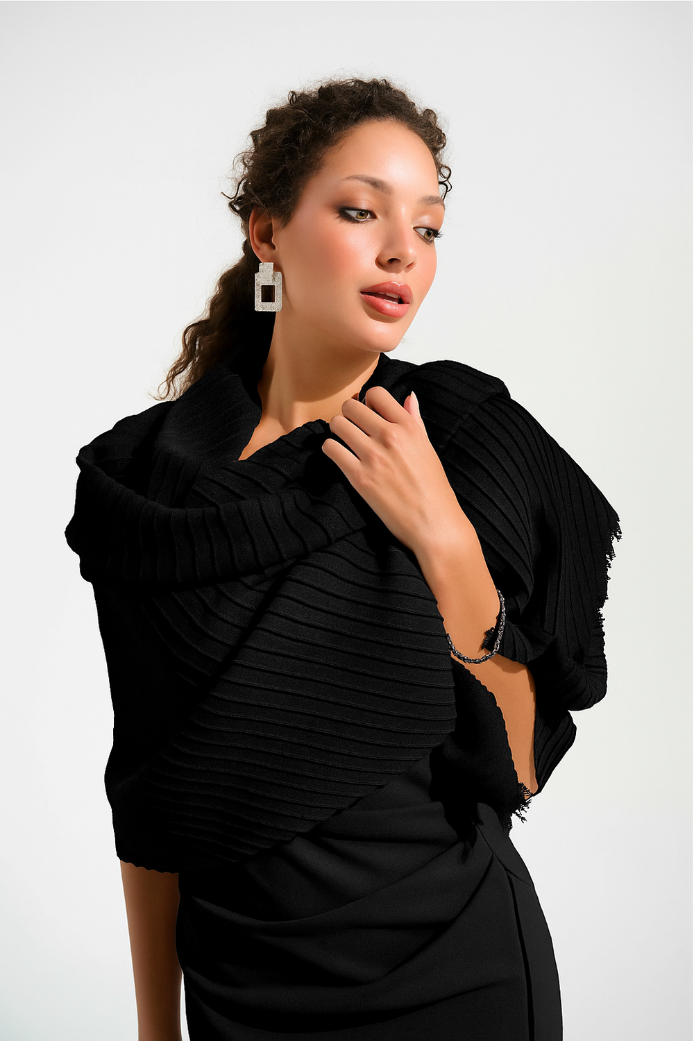 Joseph Ribkoff Fall 2026-261781-11-Scarves-Black – The Coach Pyramids