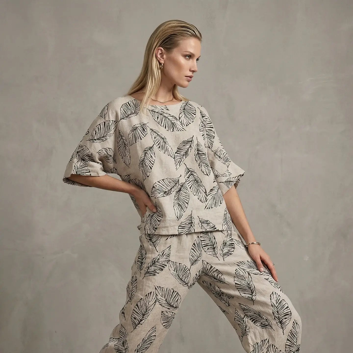 Linen Luv-TP1674P-110-French Linen Blouse Print-Sabbia - The Coach Pyramids