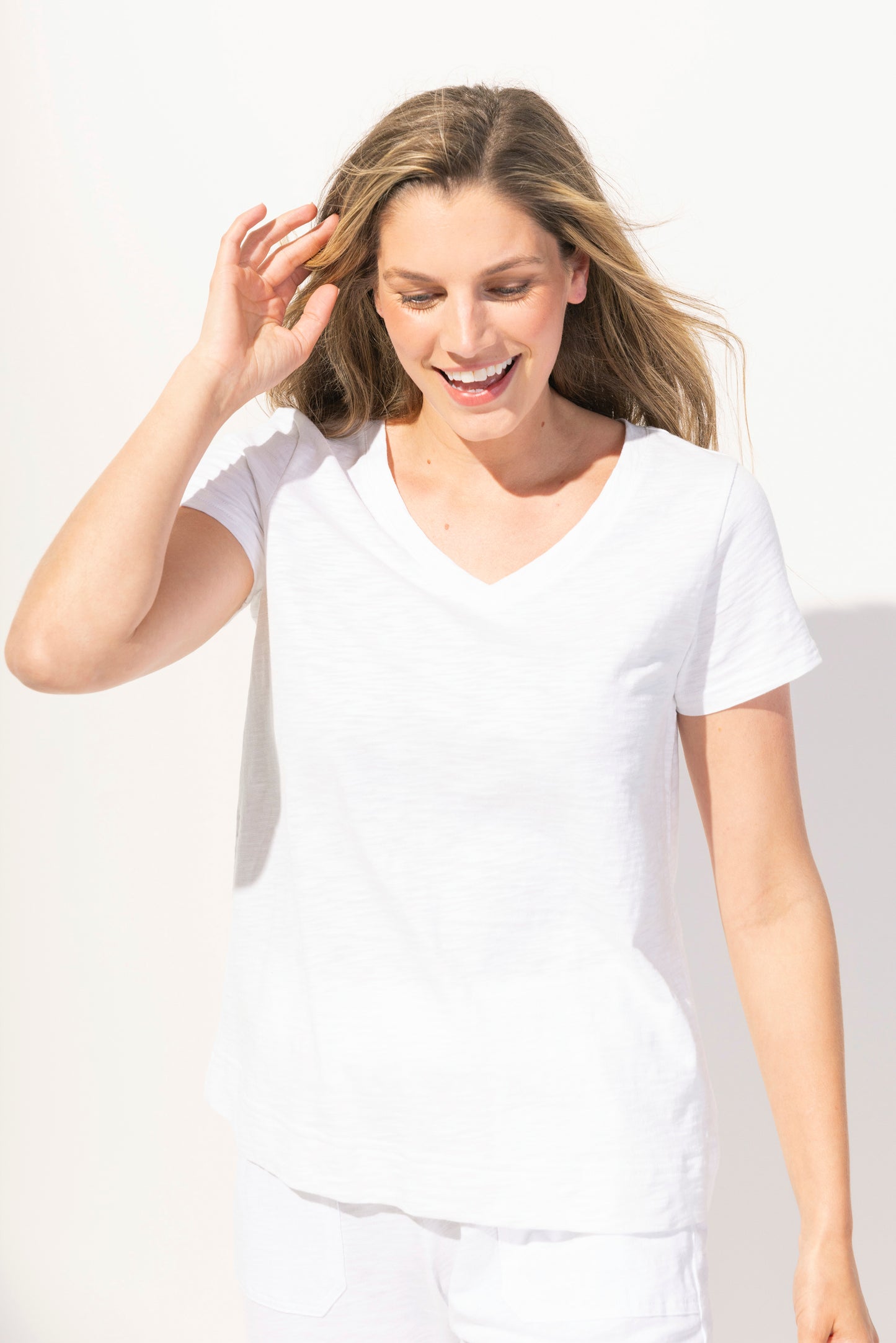 Habitat Escape Spring/Summer 2025-E10000S5-V Neck Tee-Riviera - The Coach Pyramids