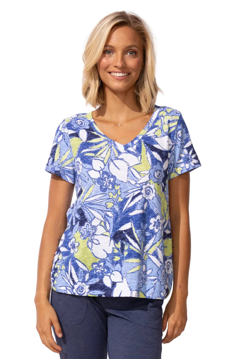 Habitat Escape-E13400-V Neck Tee-Resort - The Coach Pyramids