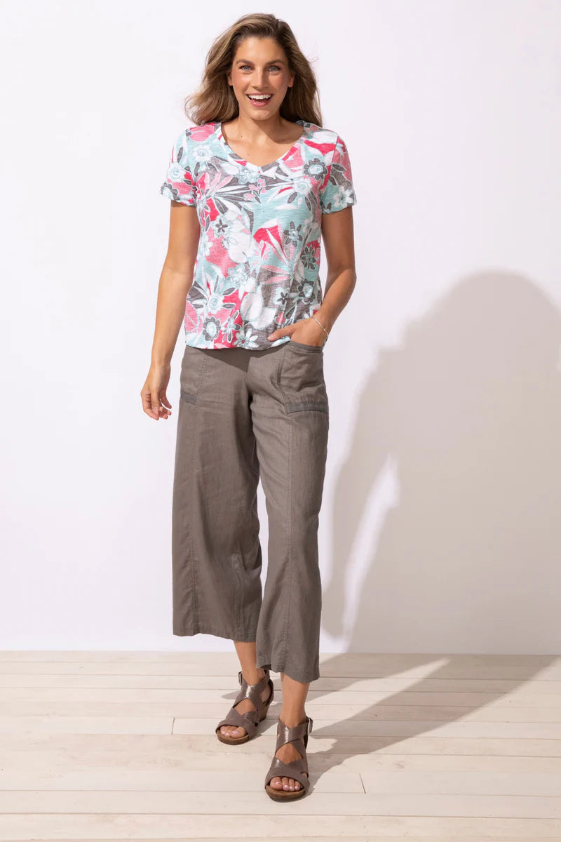 Habitat Escape-E13400-V Neck Tee-Poppy - The Coach Pyramids
