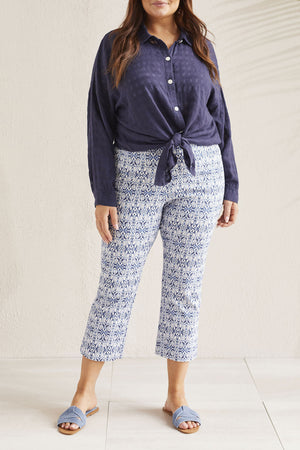 Tribal  Spring/Summer 2024-1748V-7163-Kick Flare Capri-Blue Star - The Coach Pyramids