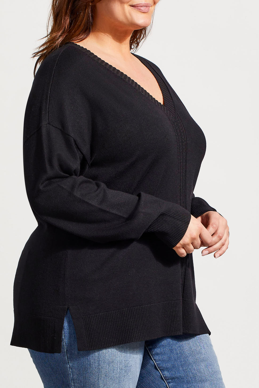 Tribal Fall 2024-1924V/0002-V Neck Sweater W/Cables-Black - The Coach Pyramids