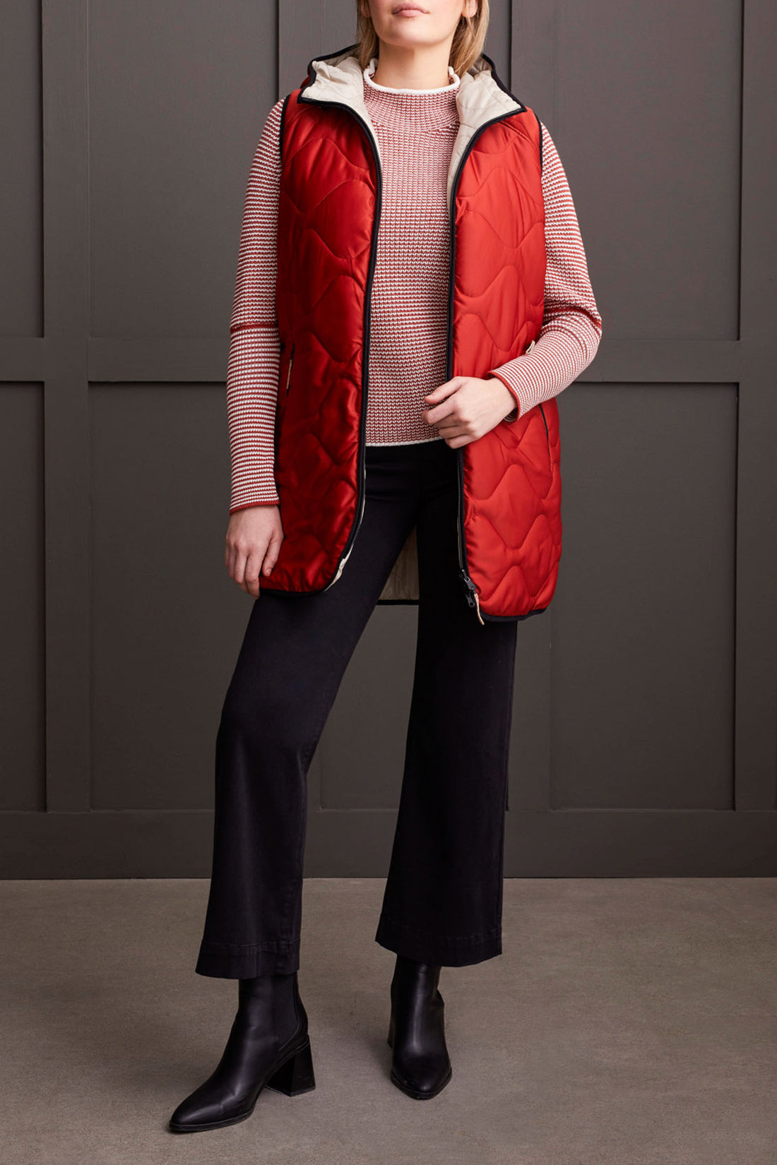 Tribal Fall 2024-1931O/0101-Funnel Neck Sweater-Mahogany - The Coach Pyramids