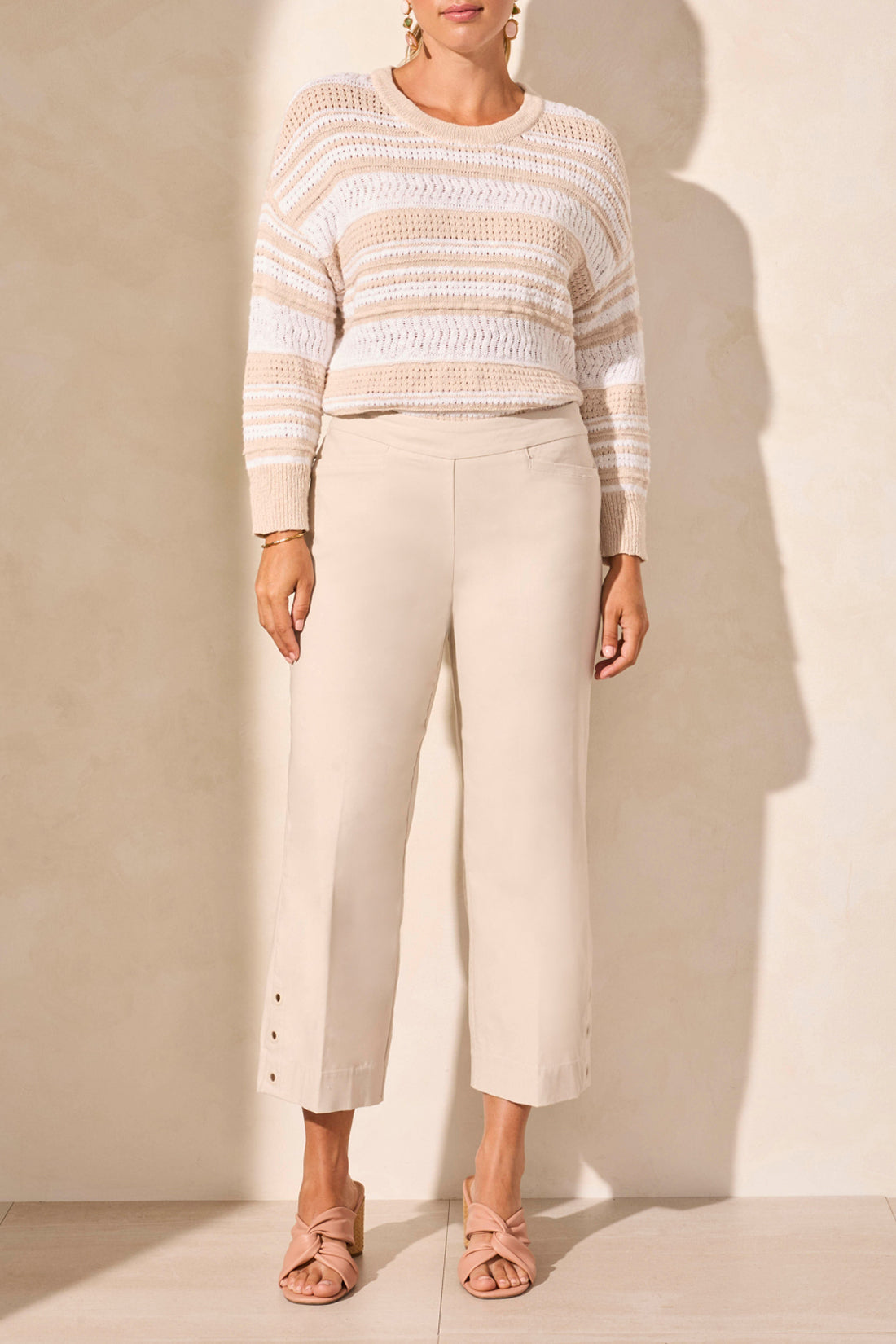 Tribal Spring/Summer 2025-2055O-7165-Pull On Capri W/DTM EyeLets -French Oak - The Coach Pyramids