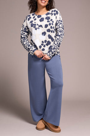 Tribal Fall 2025-2290O-8305-Long Sleeve Crew Neck Top-Sand Stone - The Coach Pyramids