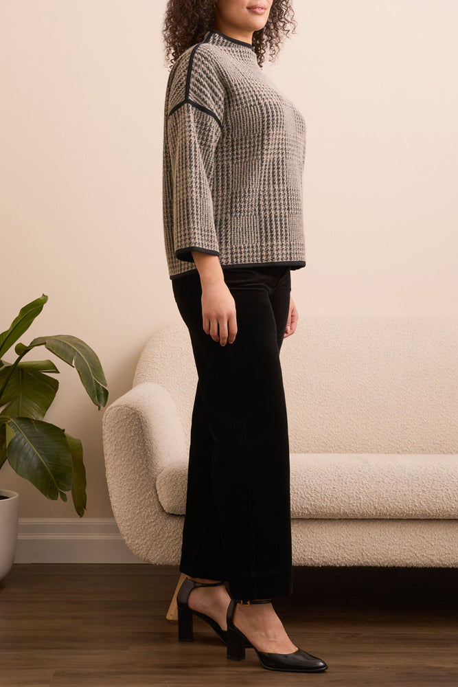 Tribal Fall 2025-2296O-8311-3/4 Sleeve Mock Neck Top-Sand Stone - The Coach Pyramids
