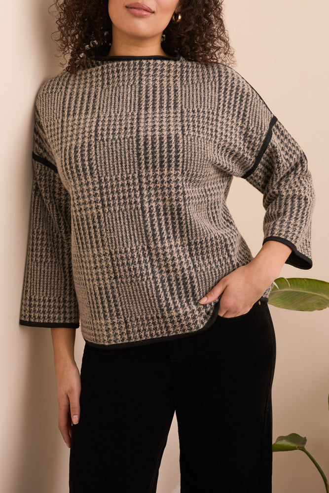 Tribal Fall 2025-2296O-8311-3/4 Sleeve Mock Neck Top-Sand Stone - The Coach Pyramids