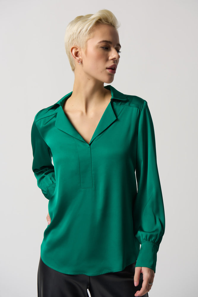 Joseph Ribkoff Spring  2024 -233135-Top -Kelly Green - The Coach Pyramids