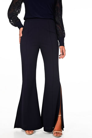 Frank Lyman Fall/Winter 2023 -234228-Knit Pant-Navy - The Coach Pyramids