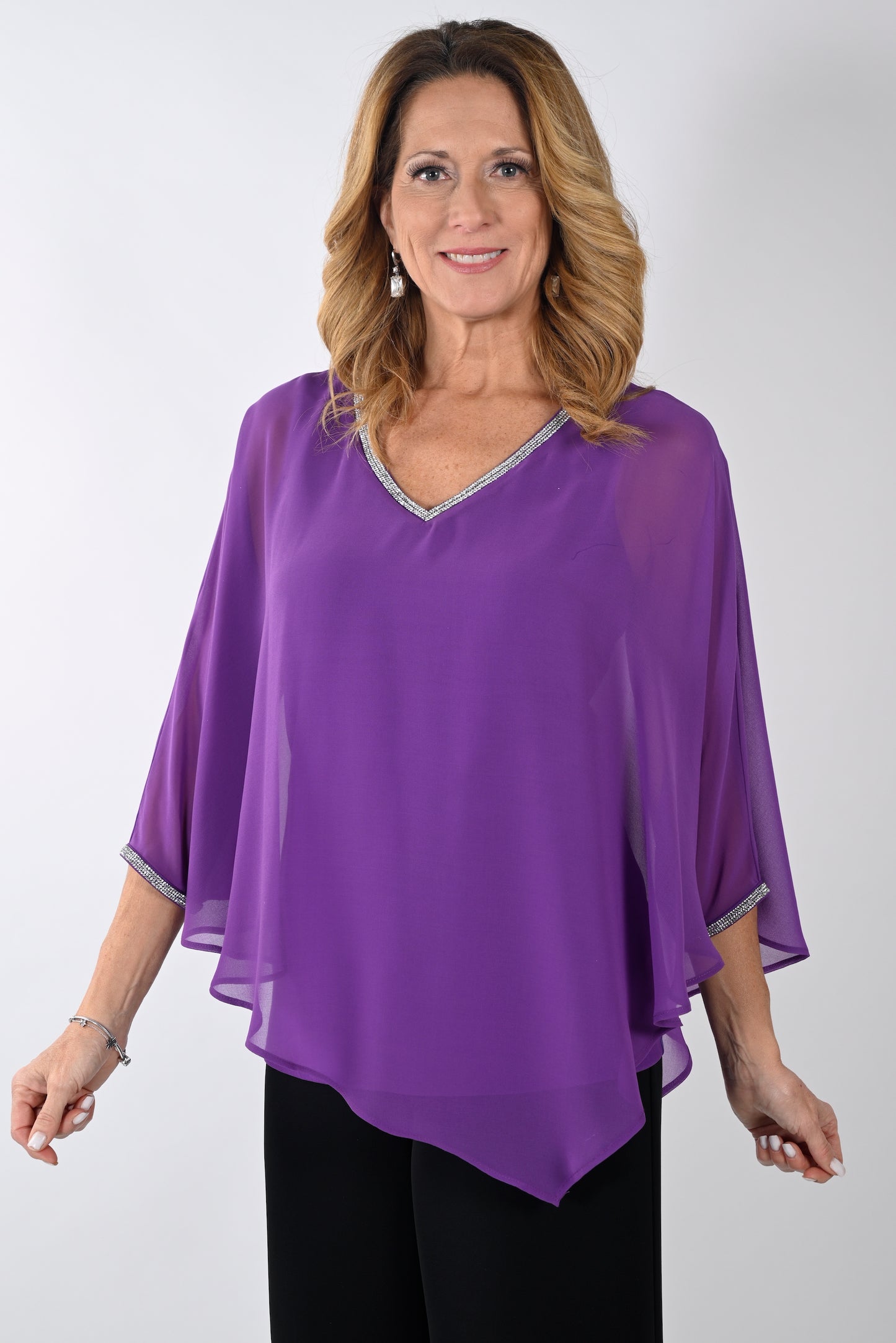 Frank Lyman Fall/Winter 2023 -239154-Woven Top-Midnight - The Coach Pyramids