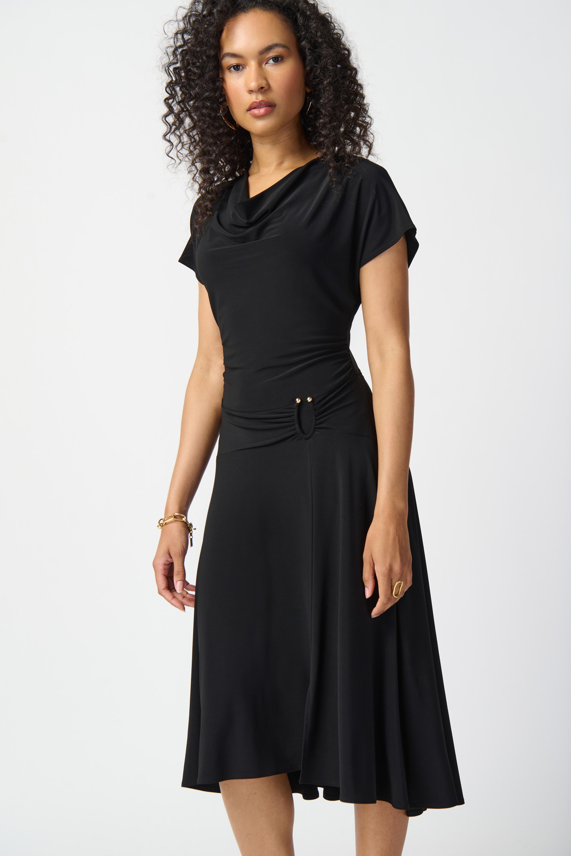  Rekucci Women's Classic Chic Shift Dress (4, Black) : Clothing,  Shoes & Jewelry