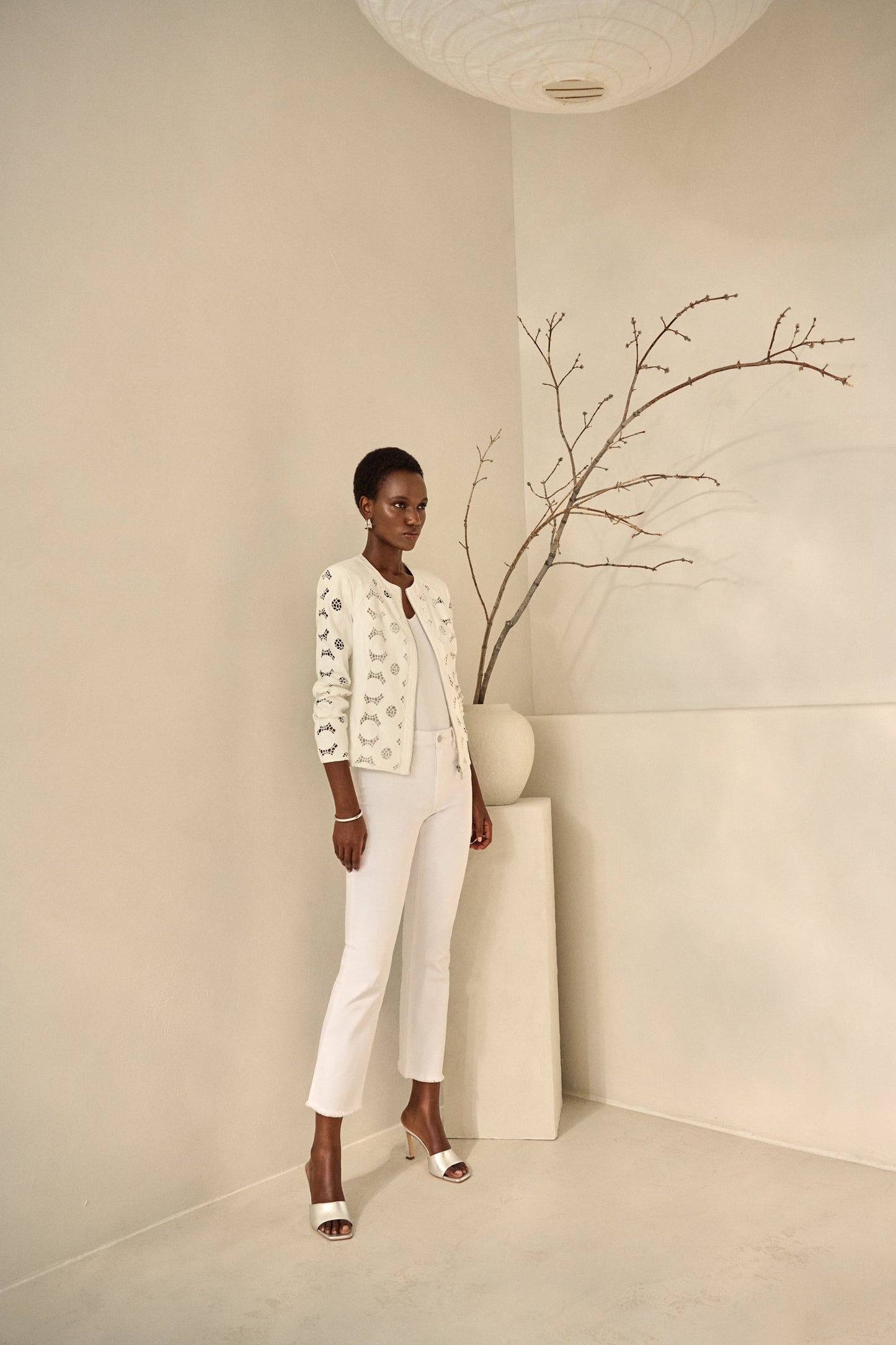 Joseph Ribkoff Summer 2024 -242035-Pant-White - The Coach Pyramids
