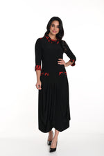 Frank Lyman Fall 2024-243116-Knit Dress-Black/Red - The Coach Pyramids