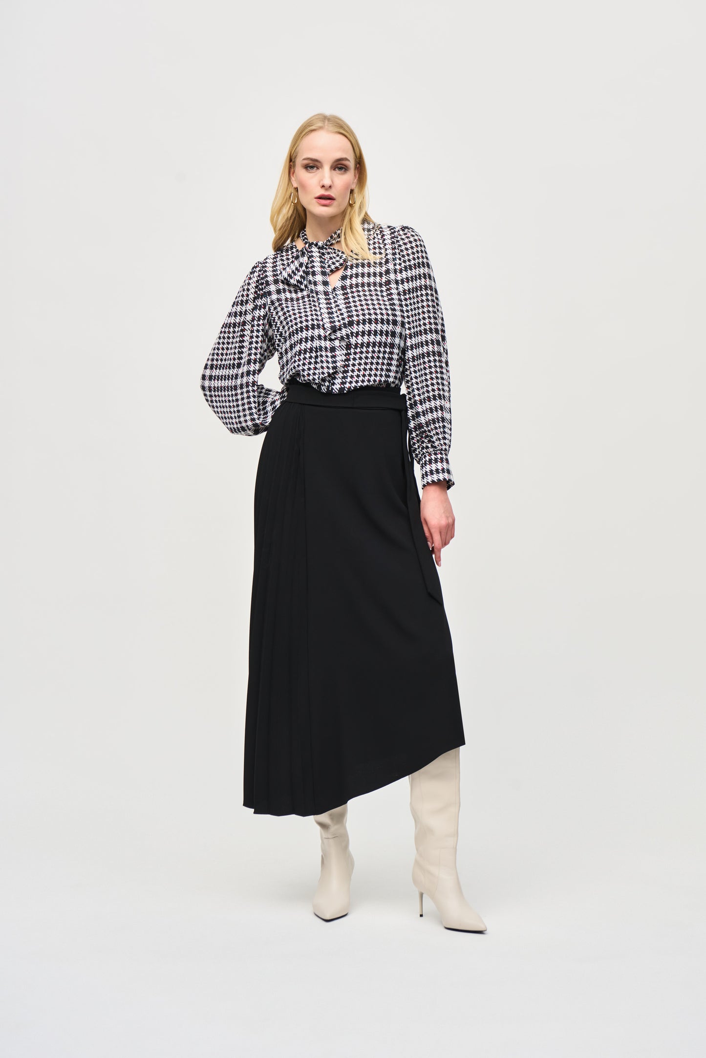 Joseph Ribkoff Fall  2024 -243117-Skirt-Black - The Coach Pyramids
