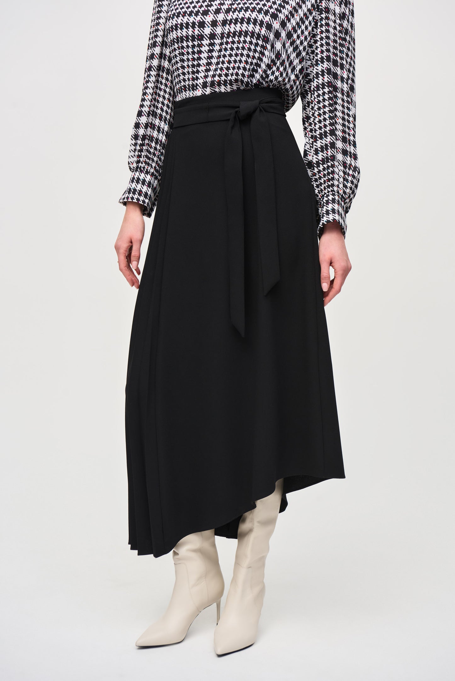 Joseph Ribkoff Fall  2024 -243117-Skirt-Black - The Coach Pyramids
