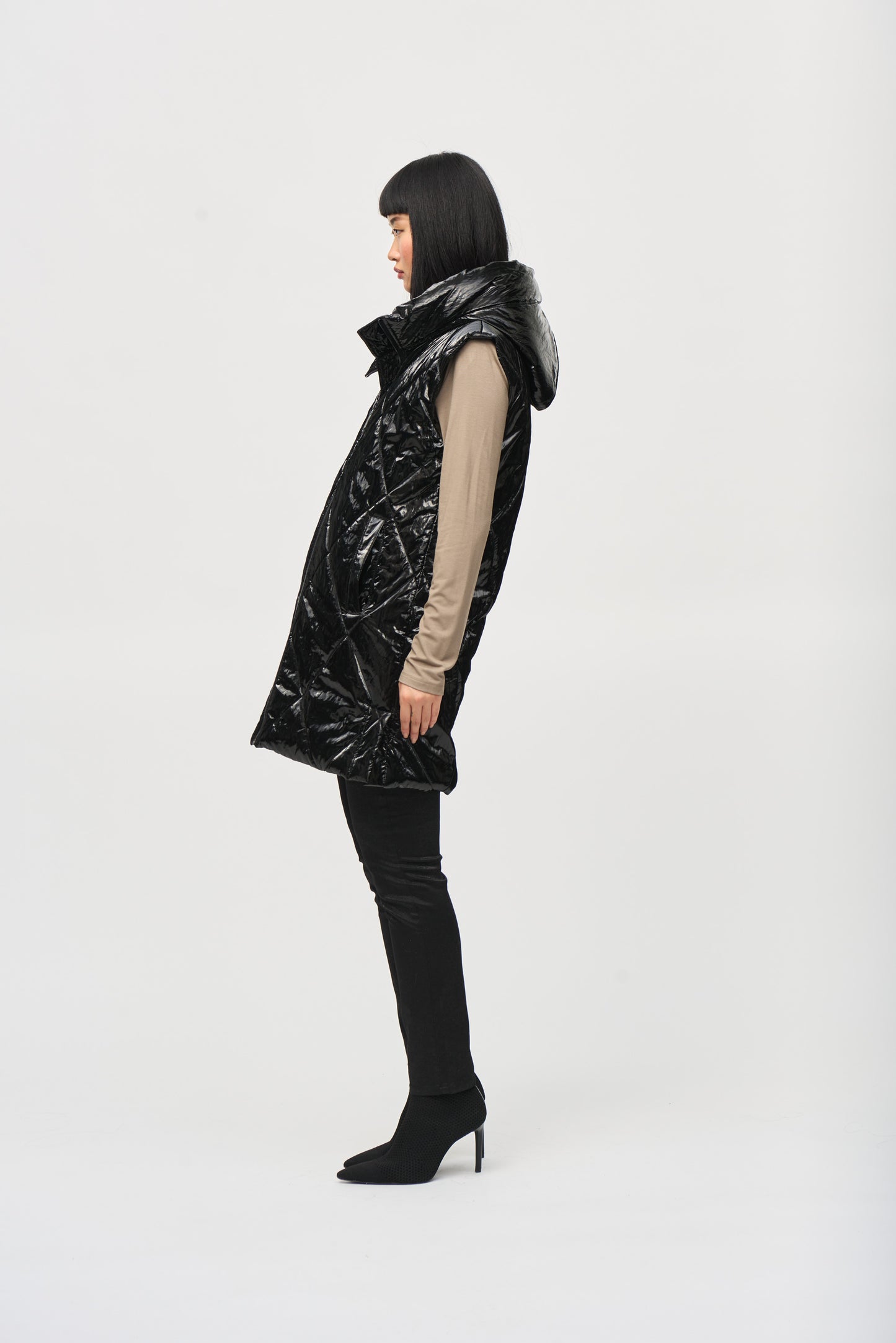Joseph Ribkoff Fall  2024 -243940-Vest-Black - The Coach Pyramids