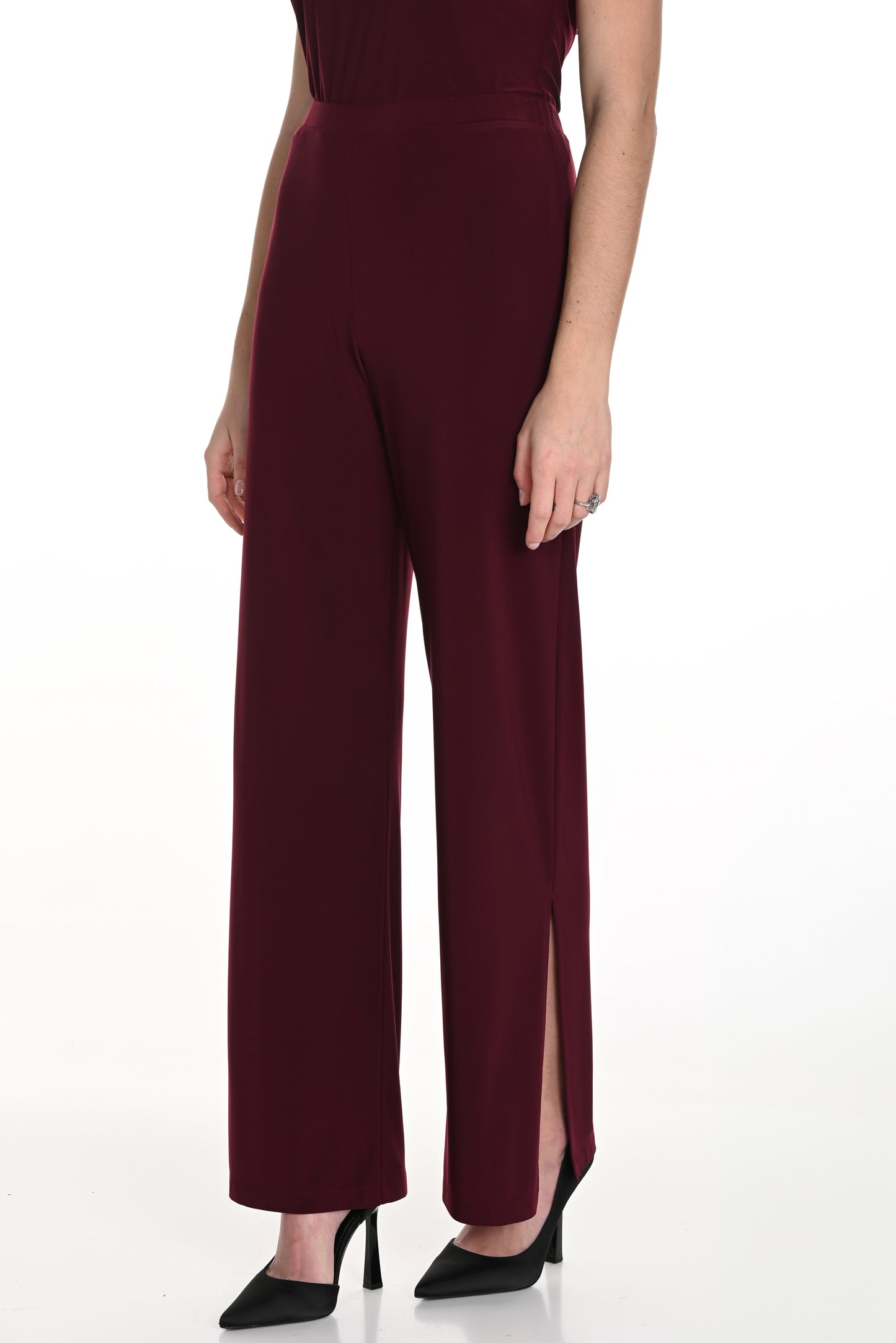 Frank Lyman Fall 2024-249027-Knit Pant-Red/Wine - The Coach Pyramids