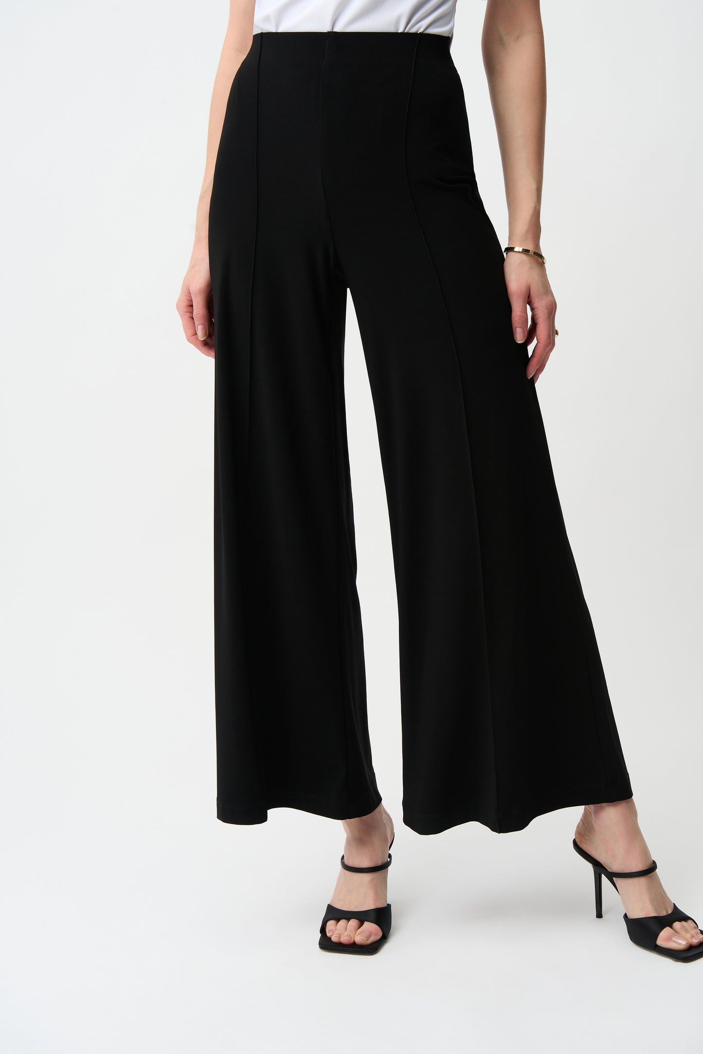 Joseph Ribkoff Spring 2006-251017S26-11-Top-Black - The Coach Pyramids