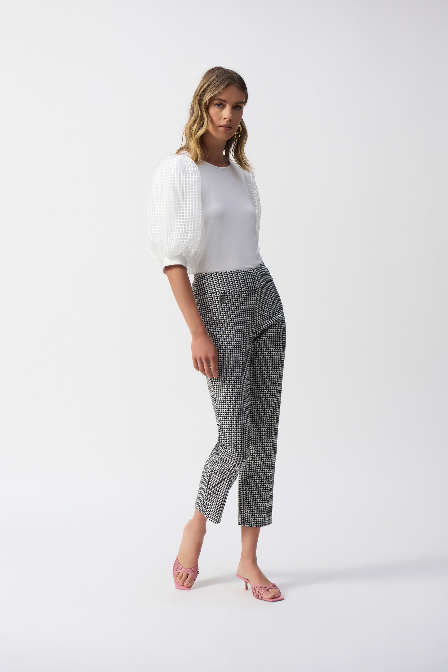 Joseph Ribkoff Spring 2025-251220-303-Pant-White/Black - The Coach Pyramids
