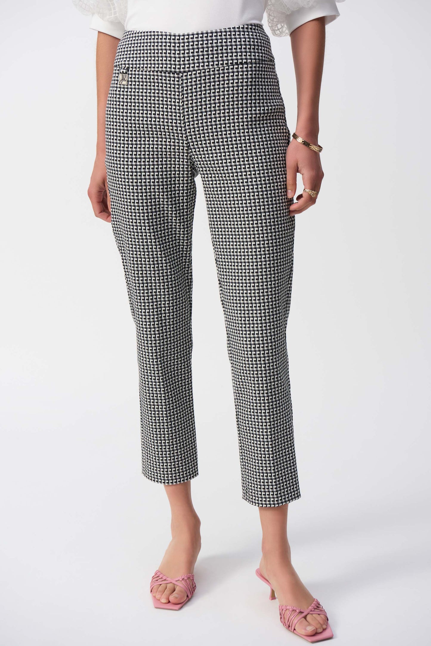 Joseph Ribkoff Spring 2025-251220-303-Pant-White/Black - The Coach Pyramids