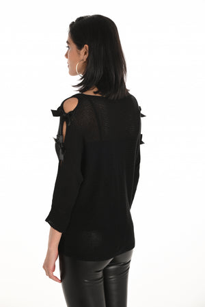 Frank Lyman Fall 2025-253860-100-Knit Top-Black - The Coach Pyramids