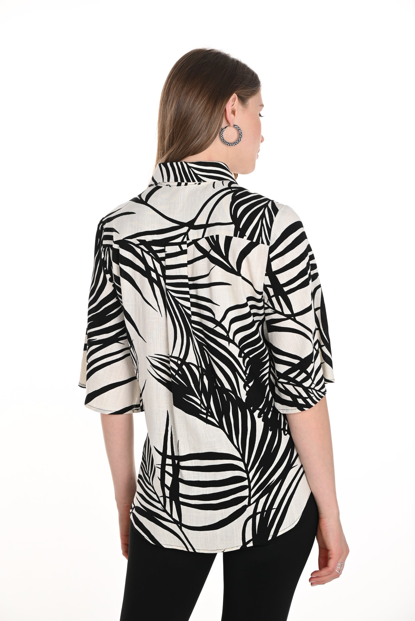 Frank Lyman Spring 2025-256202-1128-Woven Top-Black/Natural - The Coach Pyramids