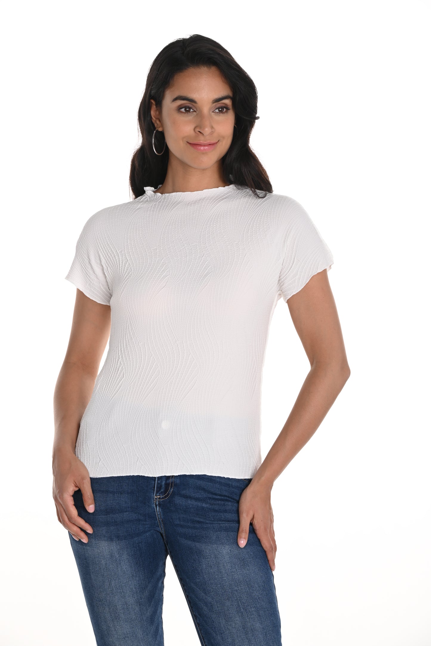 Frank Lyman Spring 2025-256806U-800-Woven Top-Pink - The Coach Pyramids