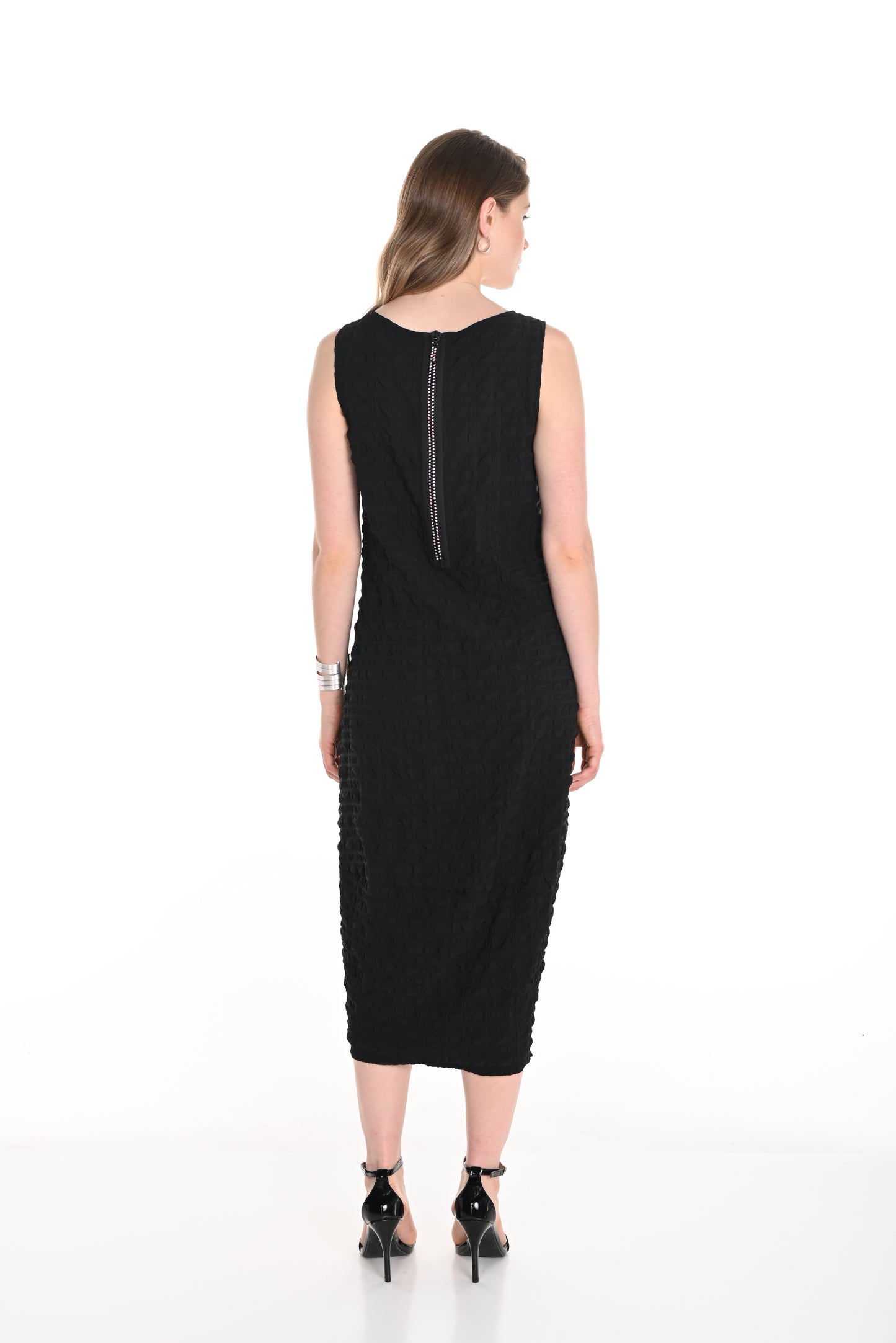Frank Lyman Spring 2025-256836U-100-Woven Dress-Black - The Coach Pyramids