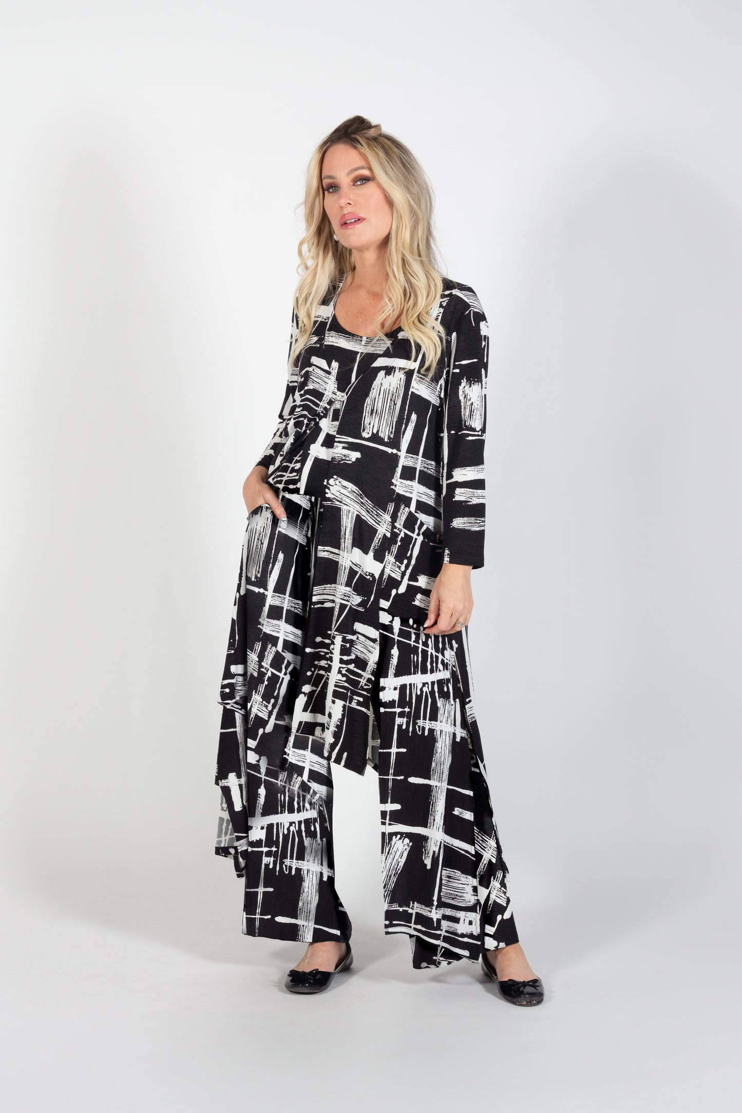 Pure Essence Spring/Summer 2024- 2572363- Pant-A/S - The Coach Pyramids