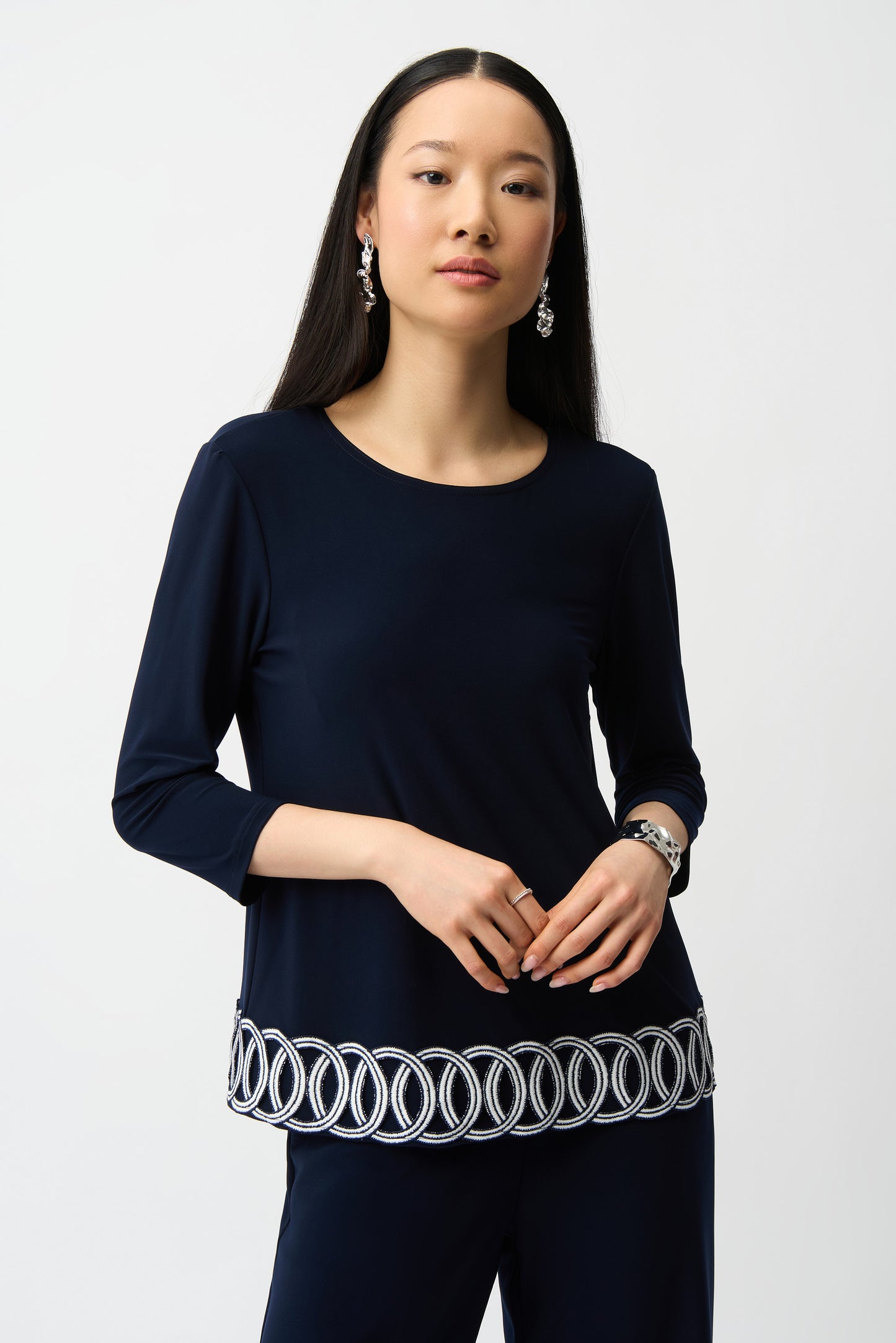 Joseph Ribkoff Spring 2026-261069-2229-Top-Midnight Blue/Vanilla - The Coach Pyramids