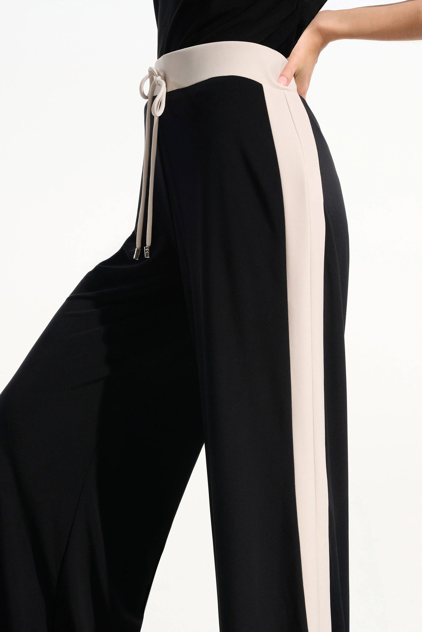 Silky Knit Color Block Wide Leg Pull-On Pants - 261612 - The Coach Pyramids