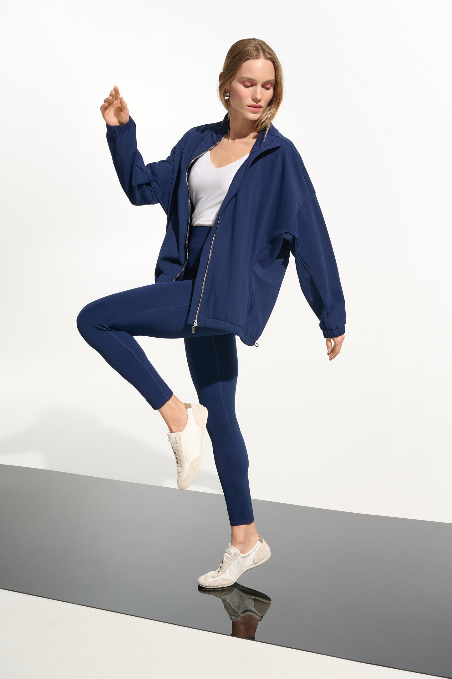 Joseph Ribkoff Spring 2026-261625-4358-Pant-Indigo - The Coach Pyramids