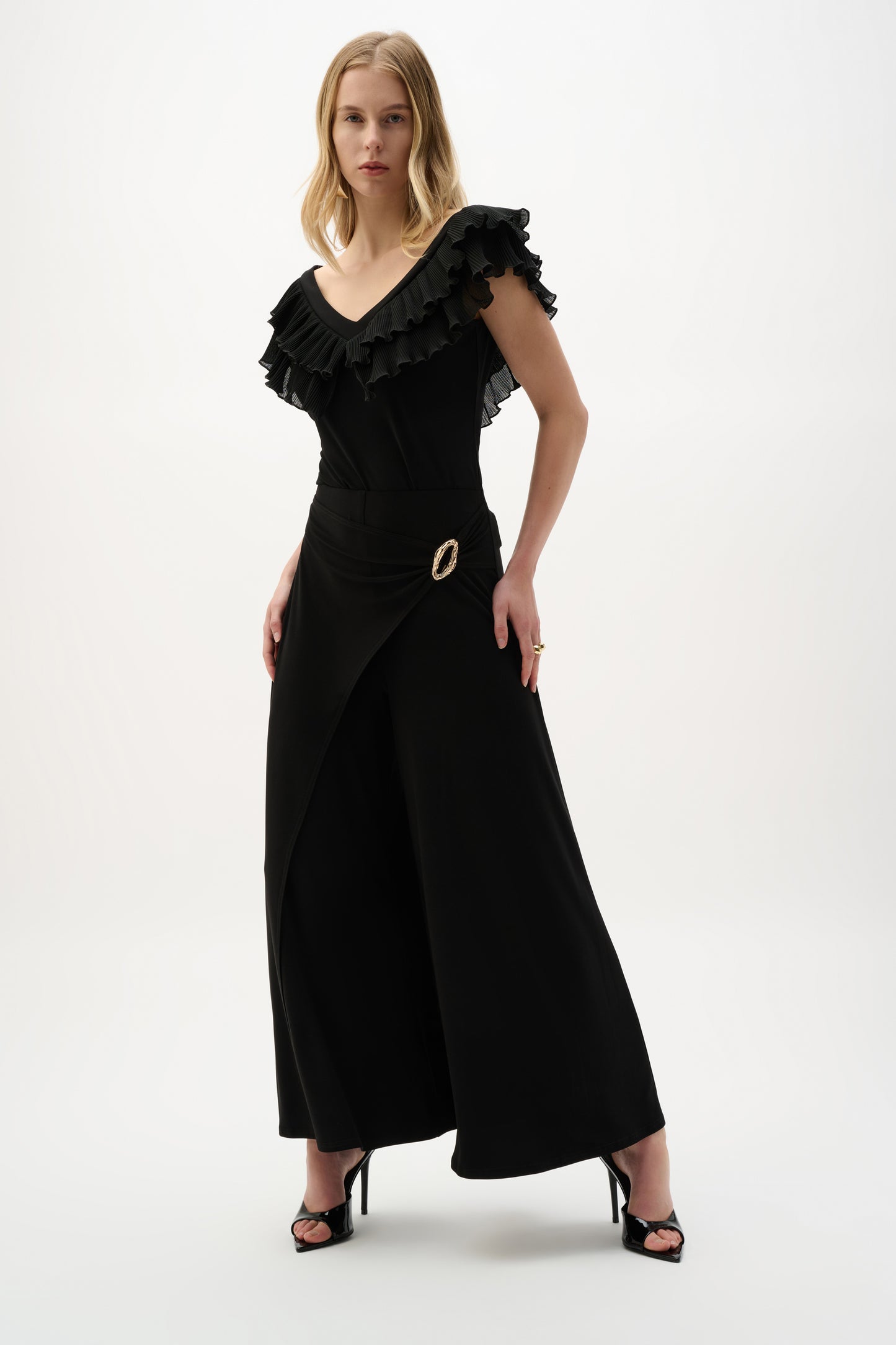 Joseph Ribkoff-262089-11-Top-Black - The Coach Pyramids