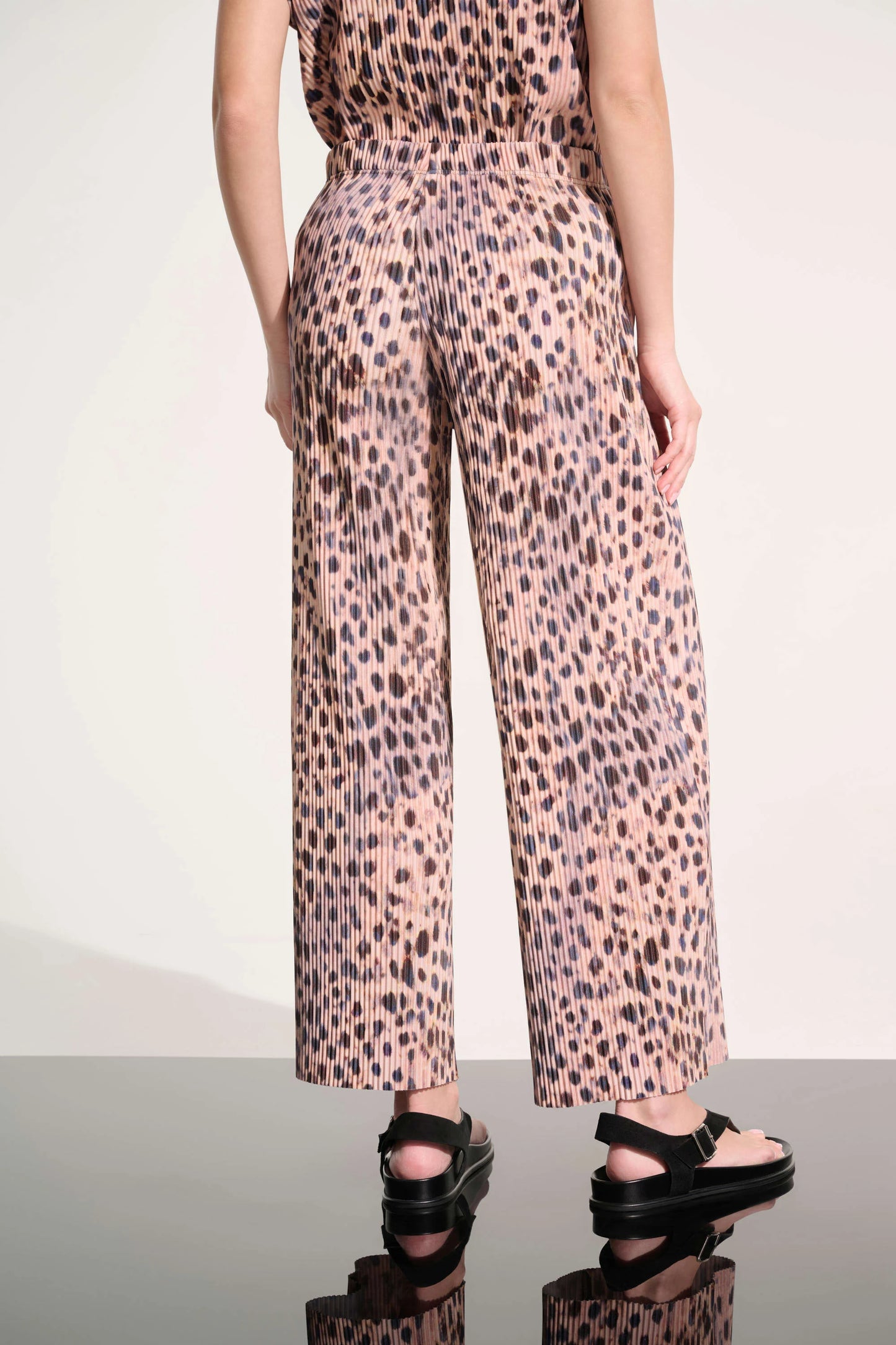 Joseph Ribkoff-262619-1109-Pant-Beige/Multi - The Coach Pyramids