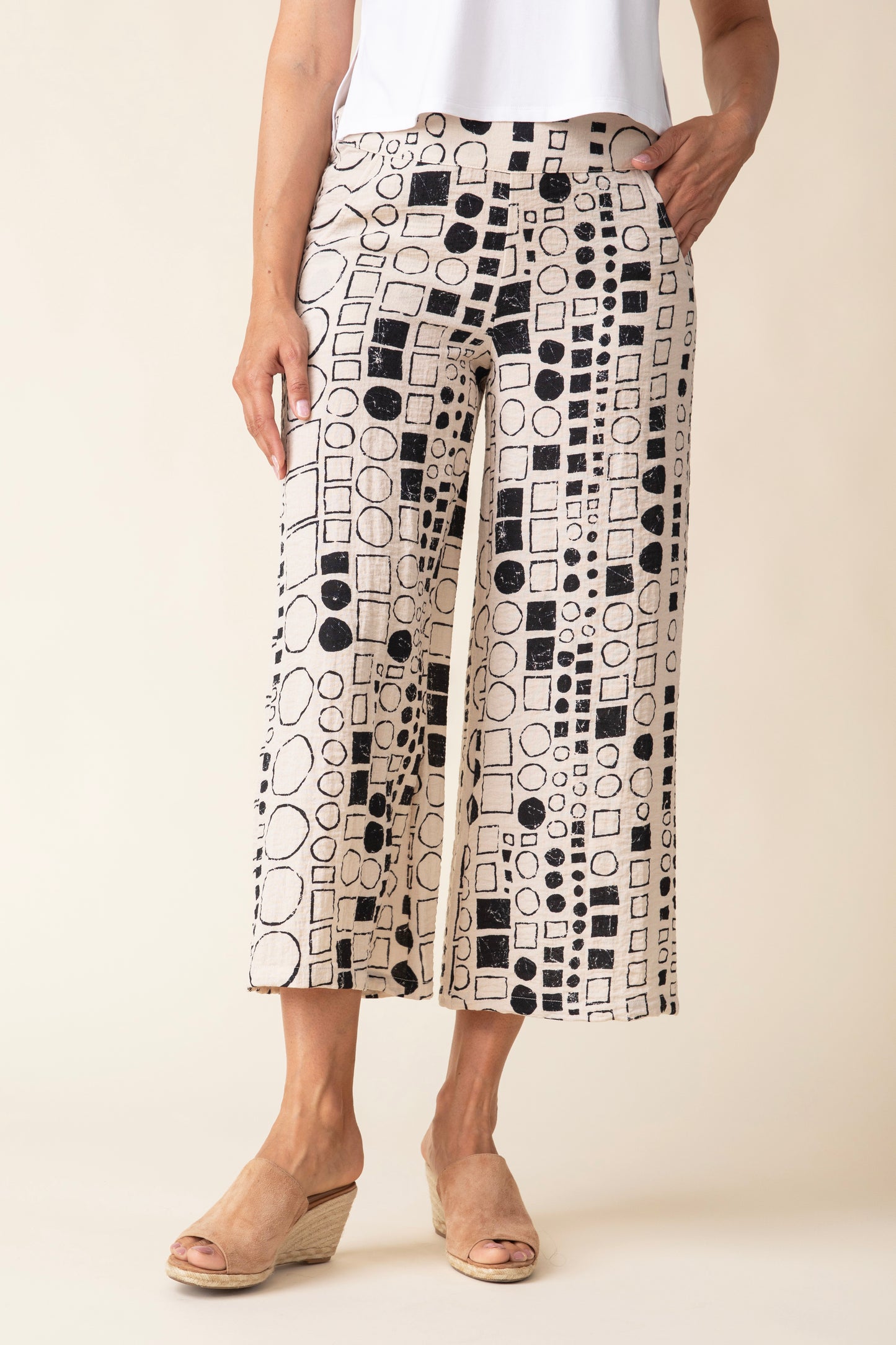 Habitat Spring/Summer 2025-H34167-Crop Pant-OatMeal - The Coach Pyramids