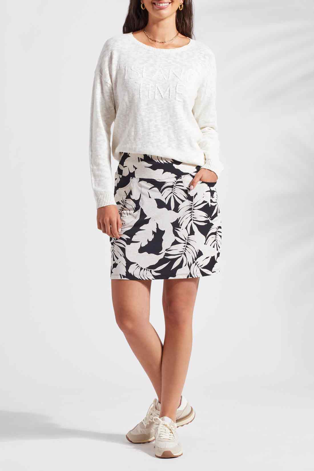 Tribal  Spring/Summer 2024-3900XX-3024-Pull On Skort-Wailea - The Coach Pyramids
