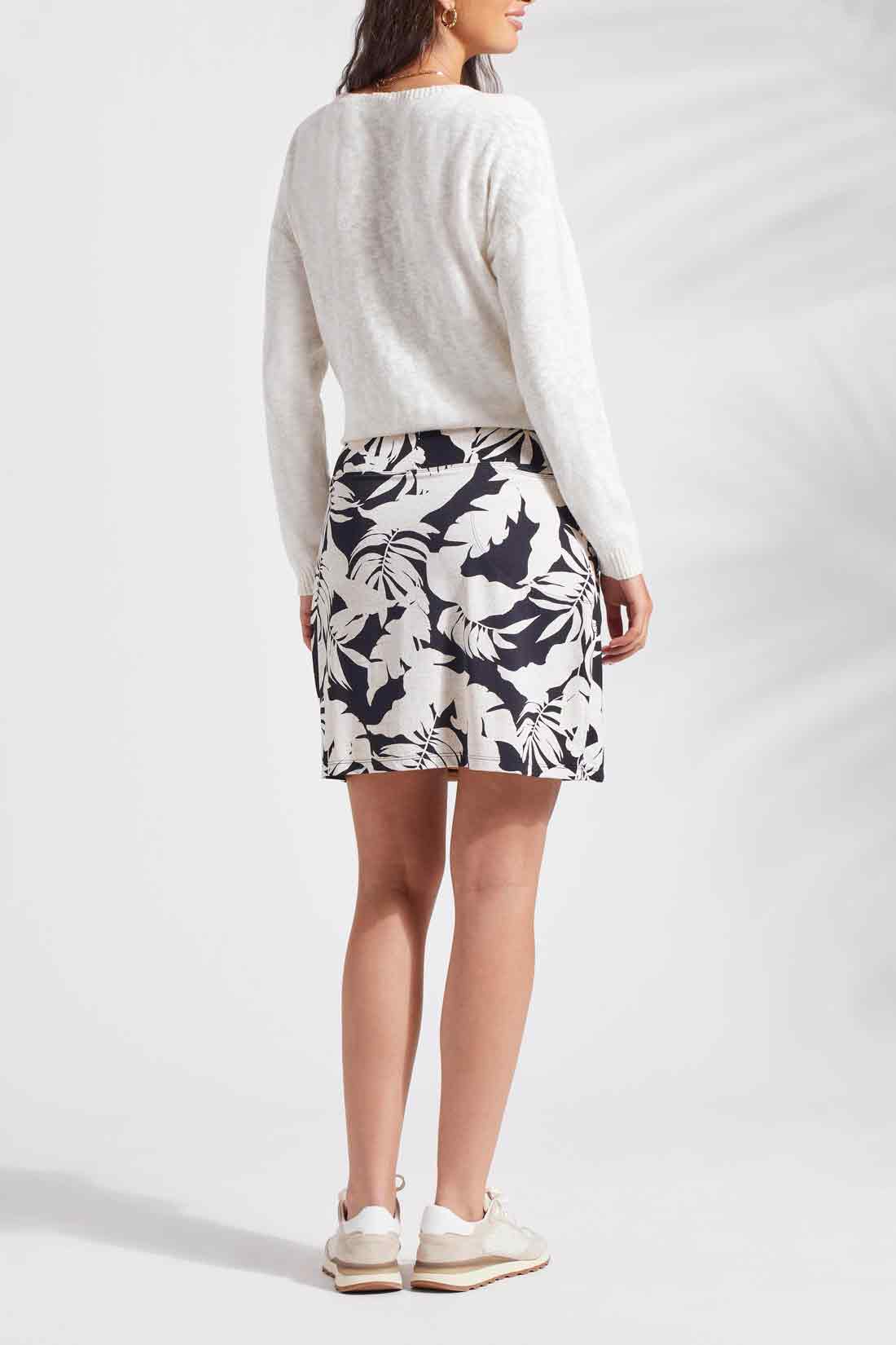 Tribal  Spring/Summer 2024-3900XX-3024-Pull On Skort-Wailea - The Coach Pyramids