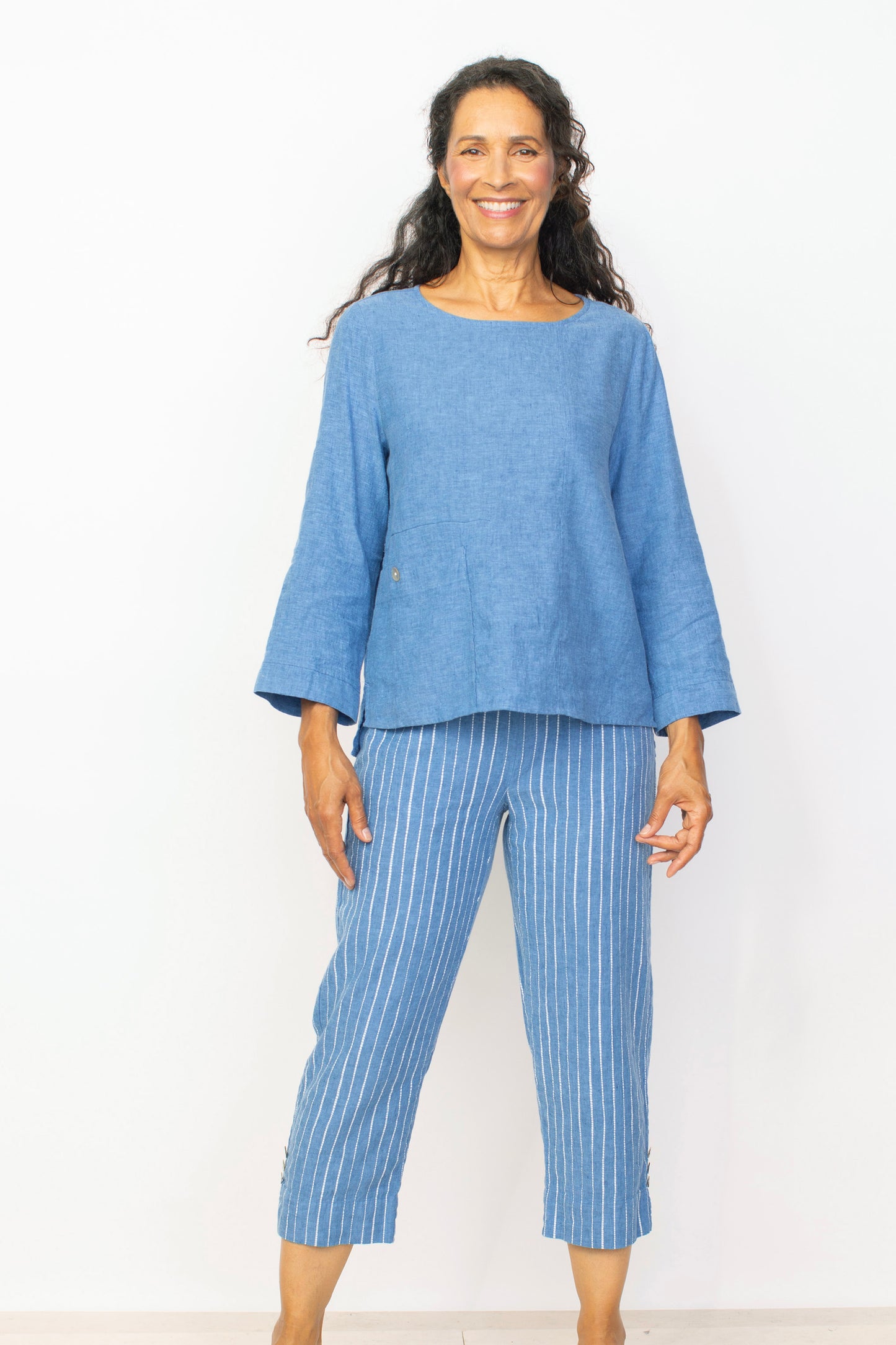 Habitat Spring 2024-H41520- Pocket Pullover Top-Gull - The Coach Pyramids