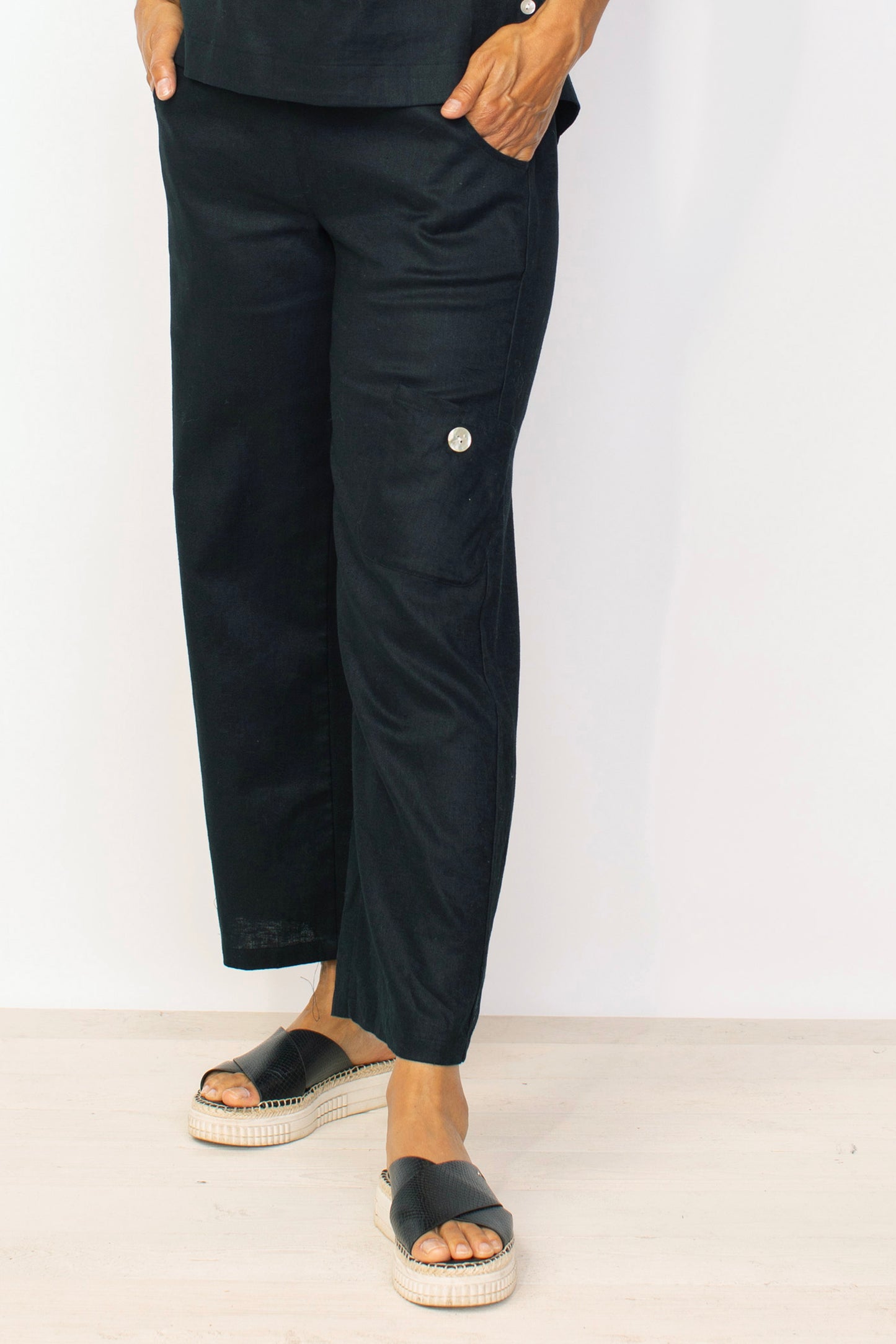 Habitat Spring 2024-H41566- Flood Pocket Pant-Twilight - The Coach Pyramids