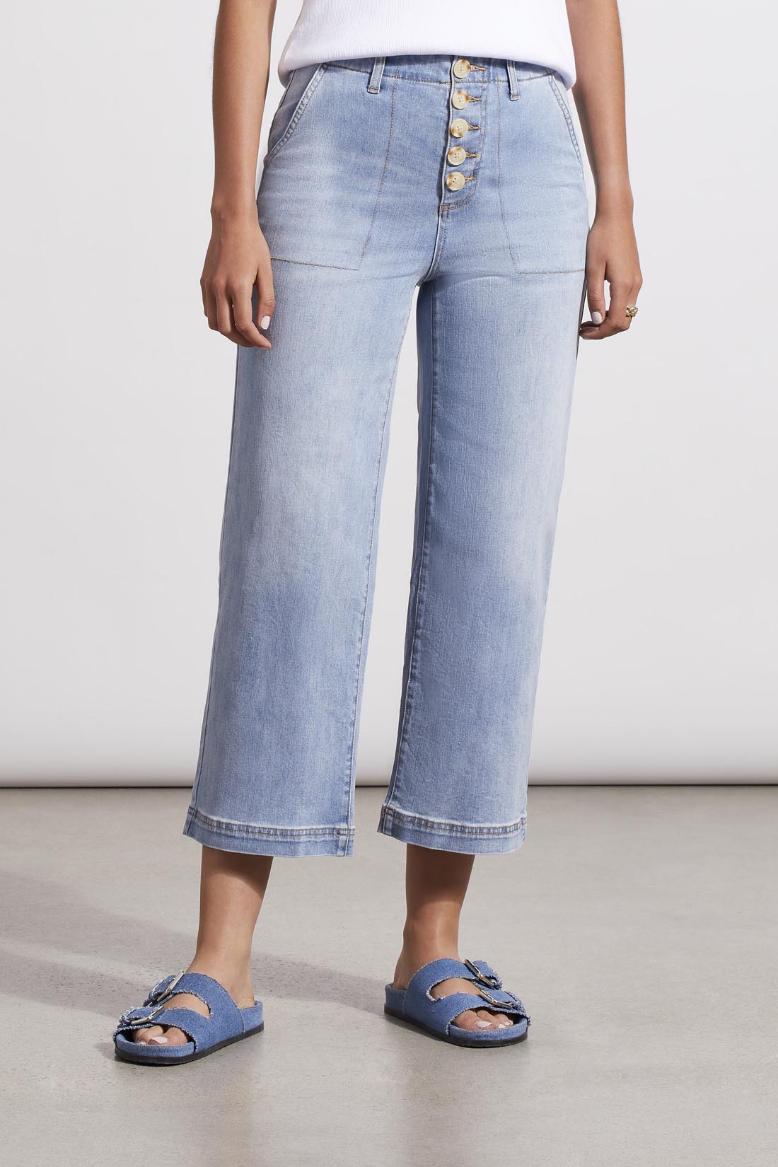 Tribal  Spring/Summer 2024-5377O-292-Crop Wide Jeans-Beach Wash - The Coach Pyramids