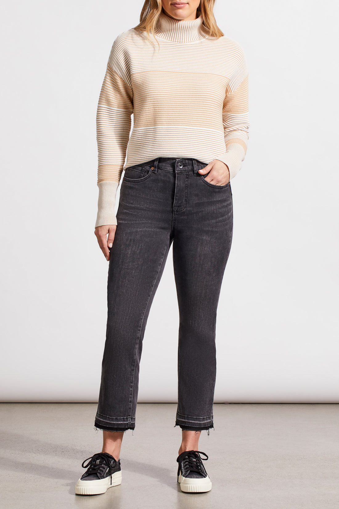 Tribal Fall 2024-5560O/3013-Curvy Hugging Micro Flare Crop-Stone Black - The Coach Pyramids