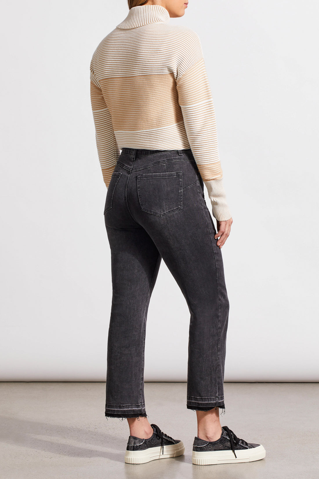 Tribal Fall 2024-5560O/3013-Curvy Hugging Micro Flare Crop-Stone Black - The Coach Pyramids