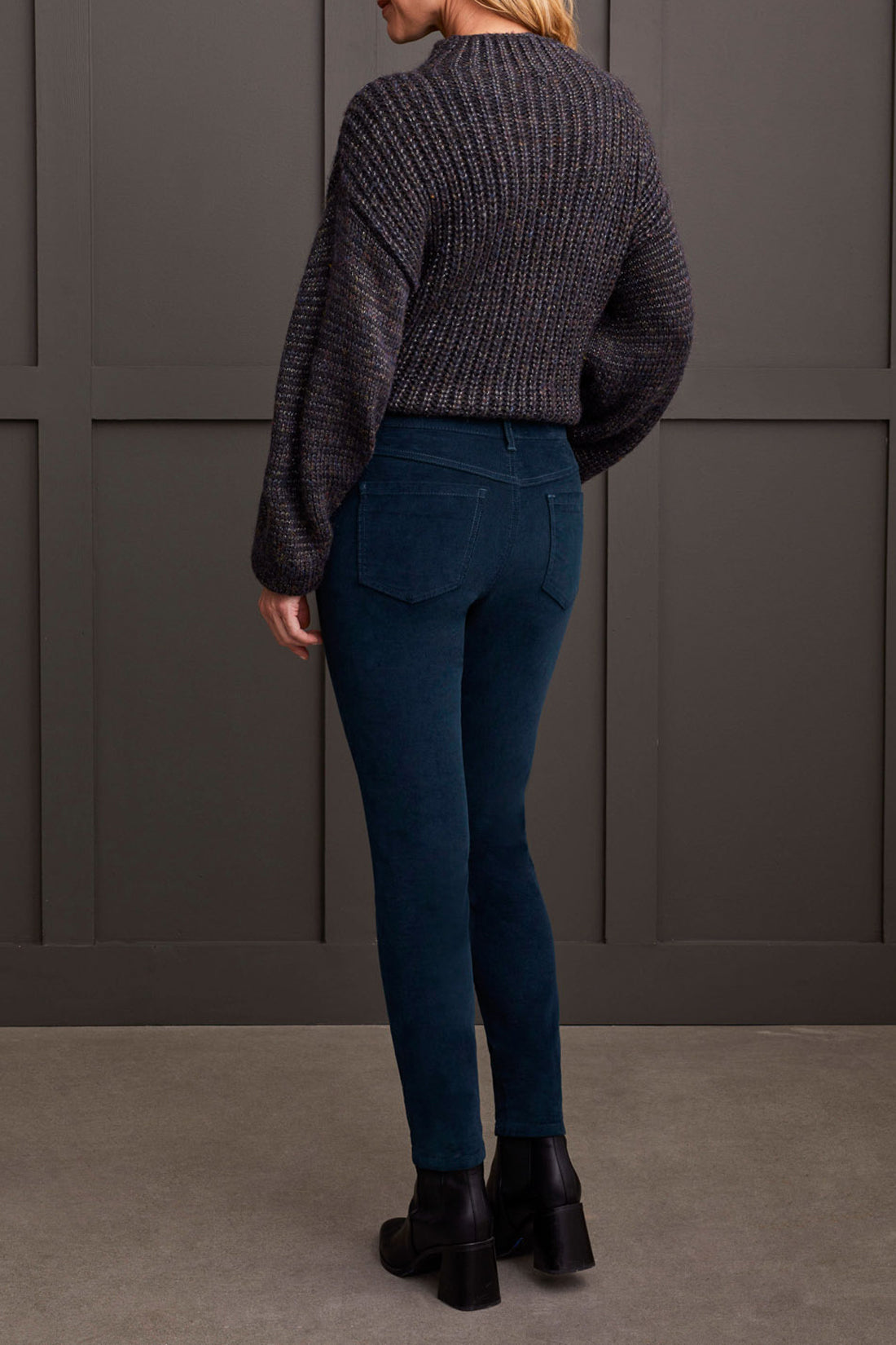Tribal Fall 2024-5580O/2450-Pull On Slim Ankle Pants-Alpine Green - The Coach Pyramids