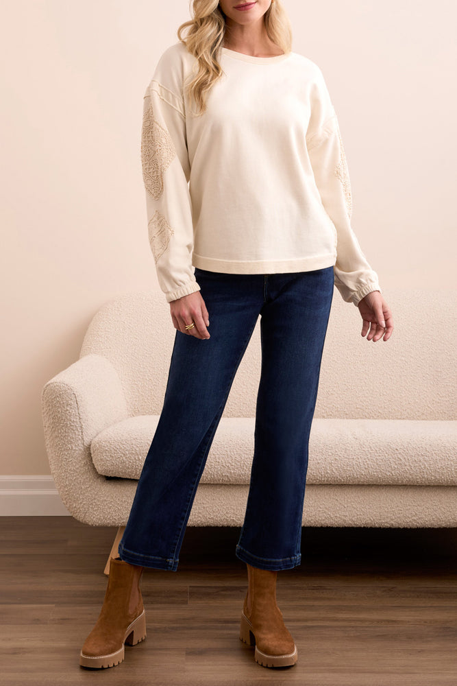 Tribal Fall 2025-5986O-5082-Crew Neck Applique Detail W/Special Wash-Cream - The Coach Pyramids