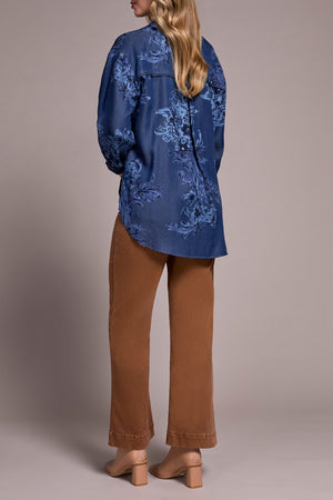 Tribal Fall 2025-6001O-5069-Printed Loose Fit Chambray Blouse-DK Chambray - The Coach Pyramids