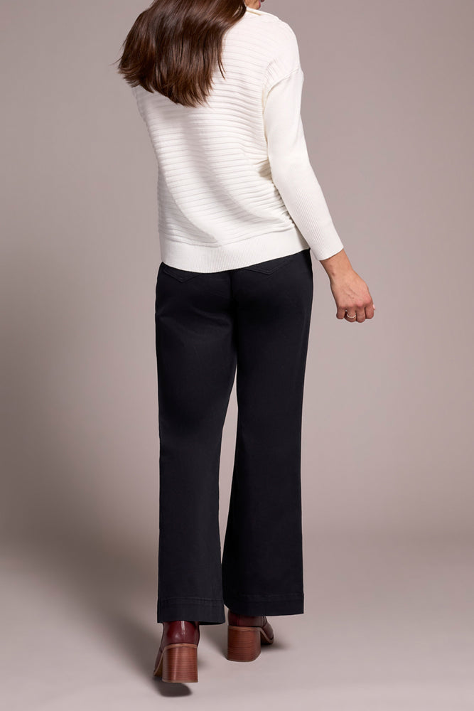 Tribal Fall 2025-6028O-5118-Zip Up V Neck Sweater-Egg Shell - The Coach Pyramids