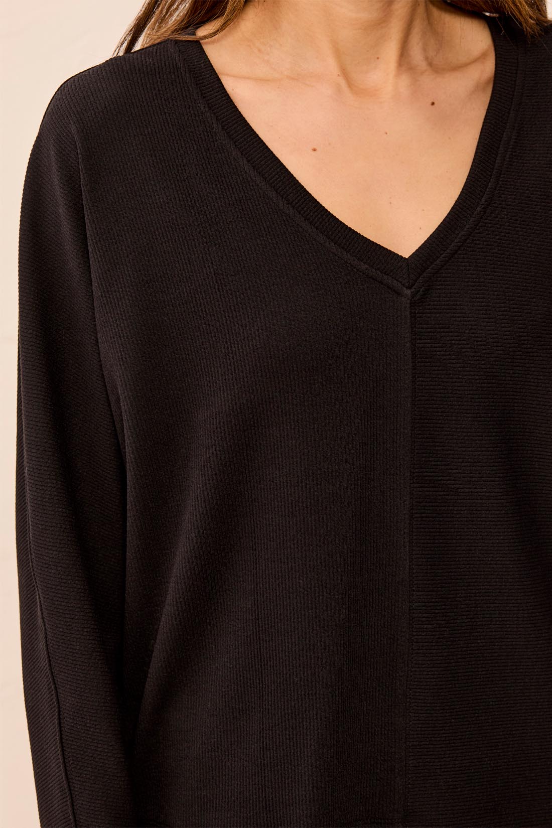 Tribal-L/S Dolman V Neck Top-6241O-0002-Black - The Coach Pyramids