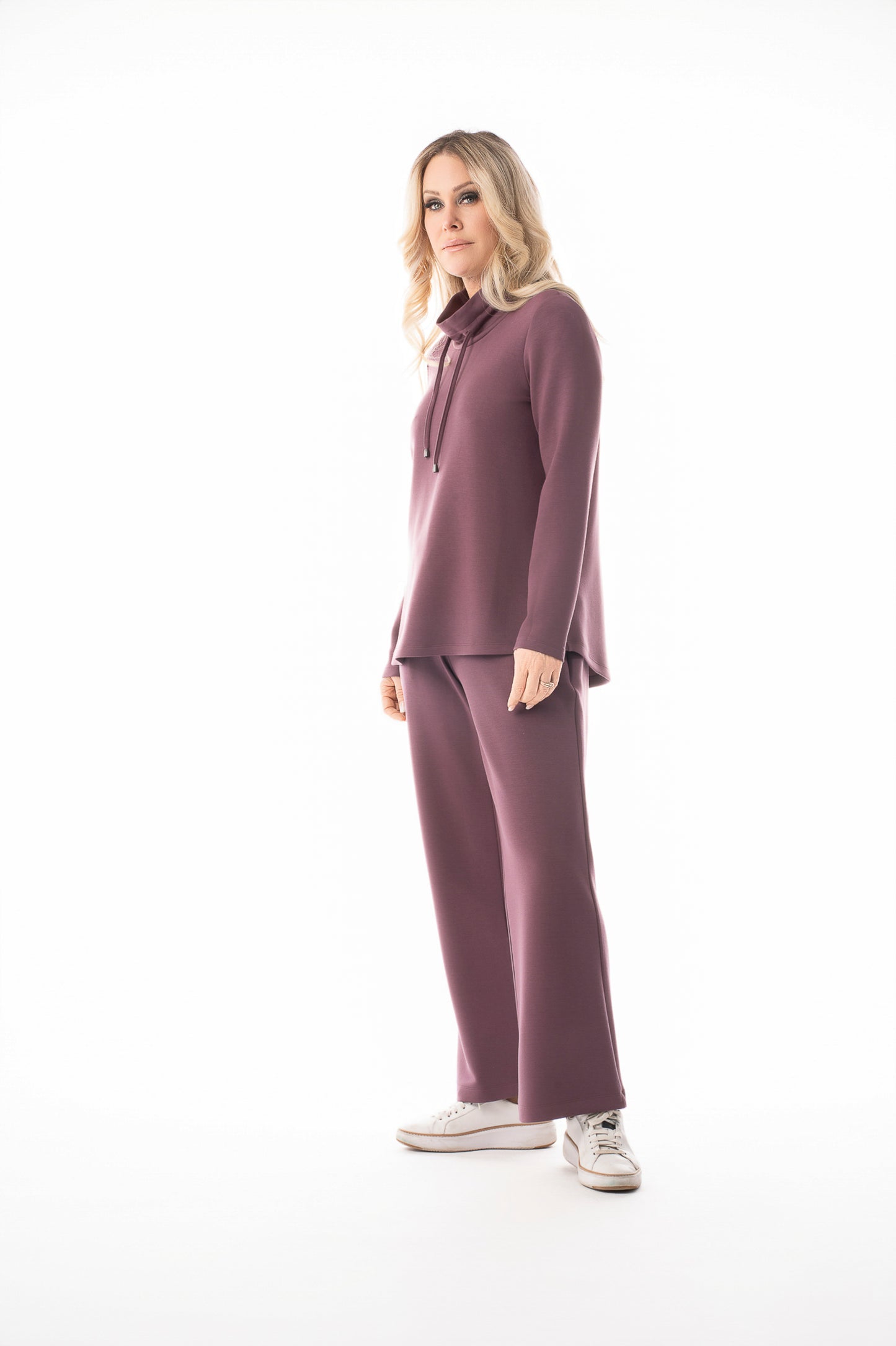 Pure Essence Fall/Winter 2025-625-4984-Tunic-Black - The Coach Pyramids