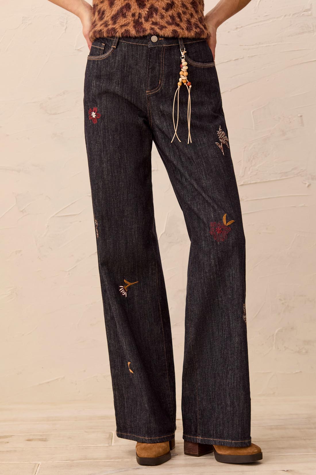 Tribal-Audrey Embroidered Wide Denim W/Charm-6354O-2200-Rinse - The Coach Pyramids